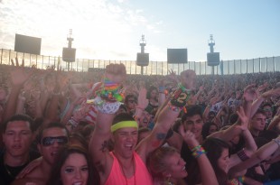 The crowd screams its approval during the Bingo Players set at the 2012 Identity Festival.