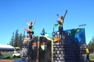Juniors rally the crowd before their "Royalty" themed dance. [Photo: Cathy Rong]