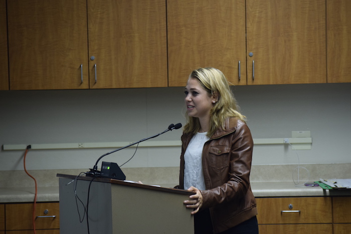 Palo Alto High School senior Maya Katz speaks out in support of having a weighted GPA reported on transcripts. Katz is one of the most vocal students in support of weighted GPAs. Photo: Sid Sharma 