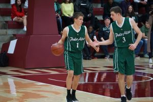 Recap: Boys' basketball falls short of state final berth