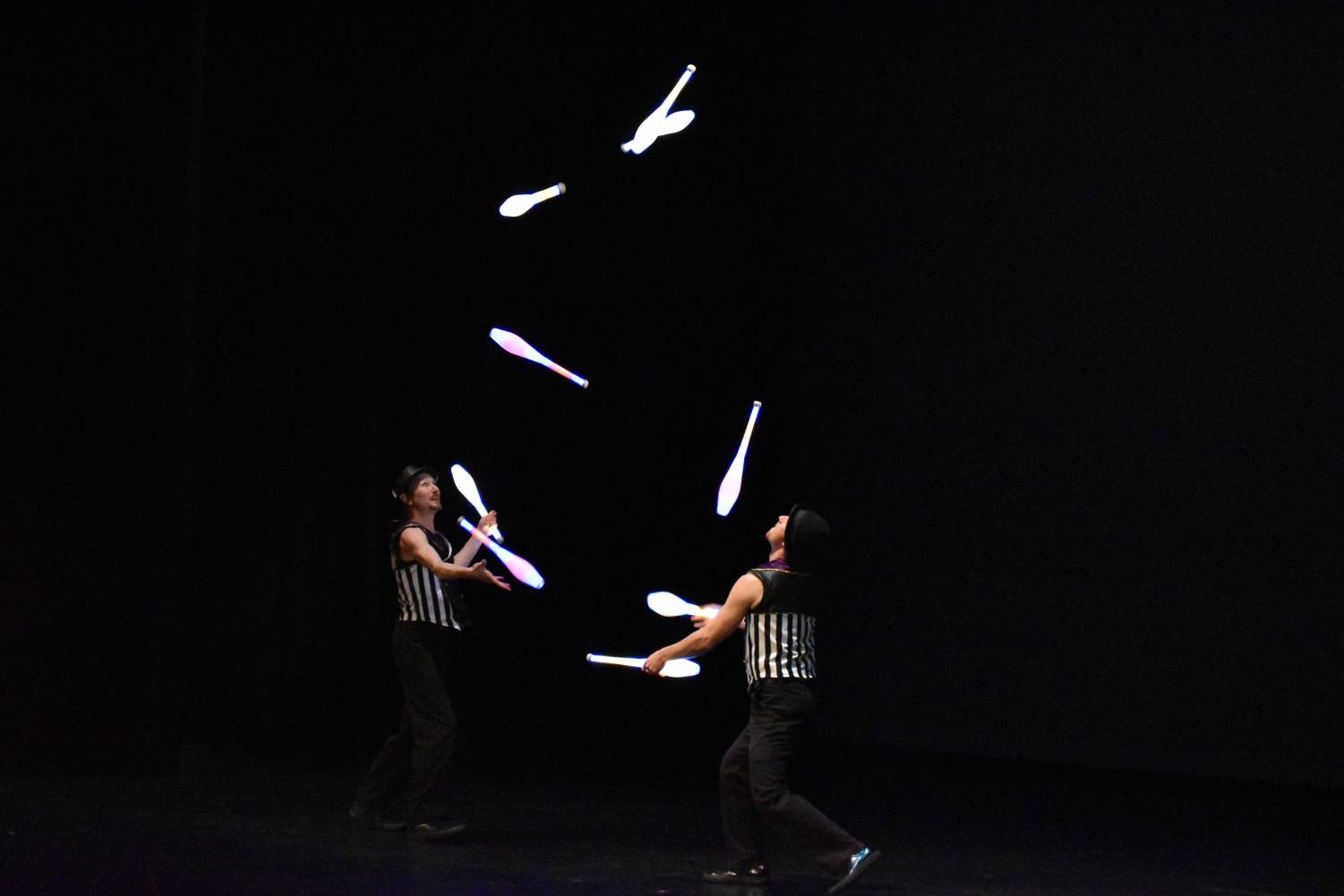 Slideshow Jugglers amaze at Game of Throws gala The Paly Voice