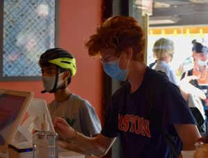 Town & Country stores see an increase in business after Paly reopening