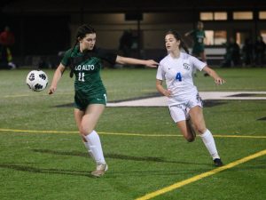 Girls' soccer fails to defeat Santa Clara