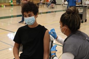 County health director gives insight on omicron vaccines