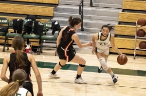 Wildcats stop Viking girls' b-ball streak at 18