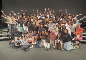 “Godfather of a capella” Deke Sharon speaks to Paly choir