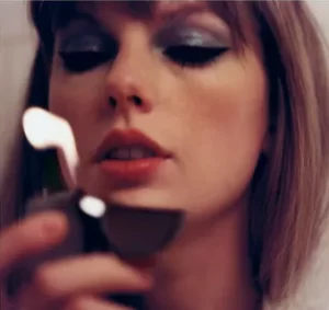 Album review: Taylor Swift's "Midnights"