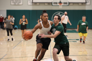 Seniors baffle staff with basketball buzzer-beater