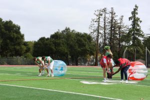 Seniors pull ahead after third Spirit Week rally