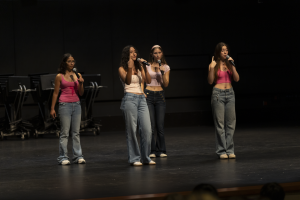Pitch Perfect at Paly: Deke Sharon a cappella masterclass